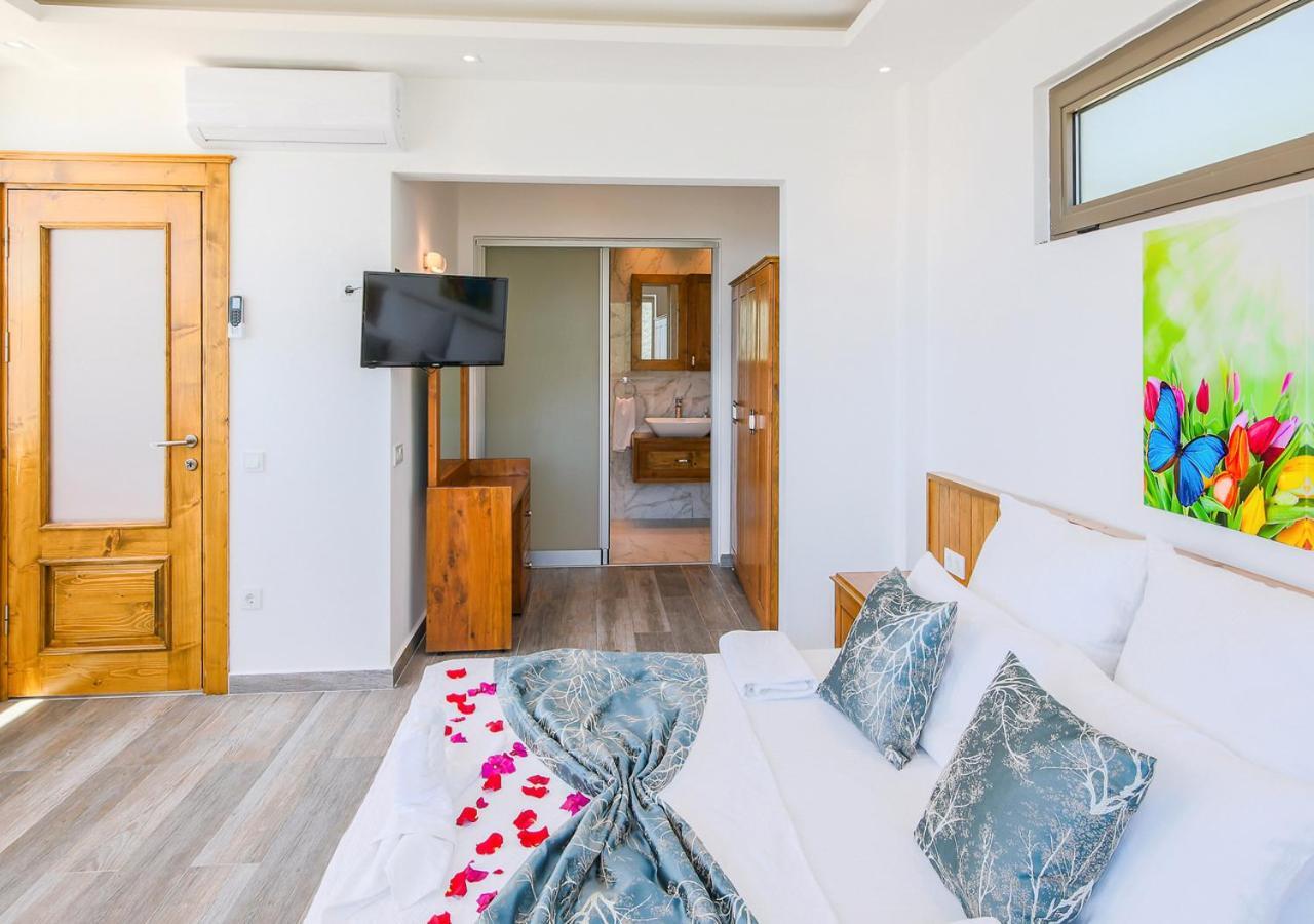 Villa 1 Sleeps 2 Honeymoon Isolated Infinity-Villa Orkide Uzumlu  Exterior photo